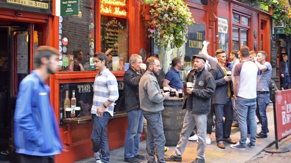 Upozornili nás, aby sme si dávali pozor na vreckárov v turistických miestach Temple Bar.