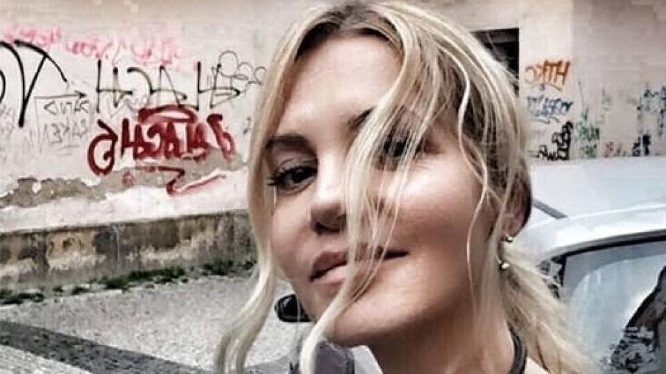 Dara Rolins úprimne posledný krát prehovorila o tom, prečo nestihla pohreb svojho otca.