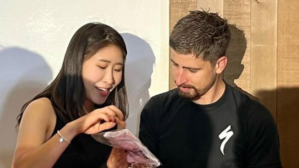 Peter Sagan bol v Japonsku na roztrhanie a ženy mal stále v pätách.