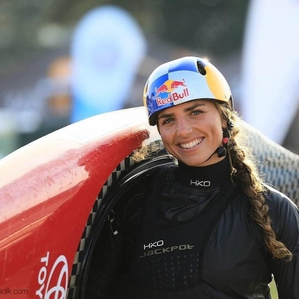 Jessica Foxová je najväčšou hviezdou vodného slalomu v Austrálii.
