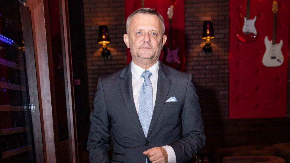 Vilo Rozboril (53)