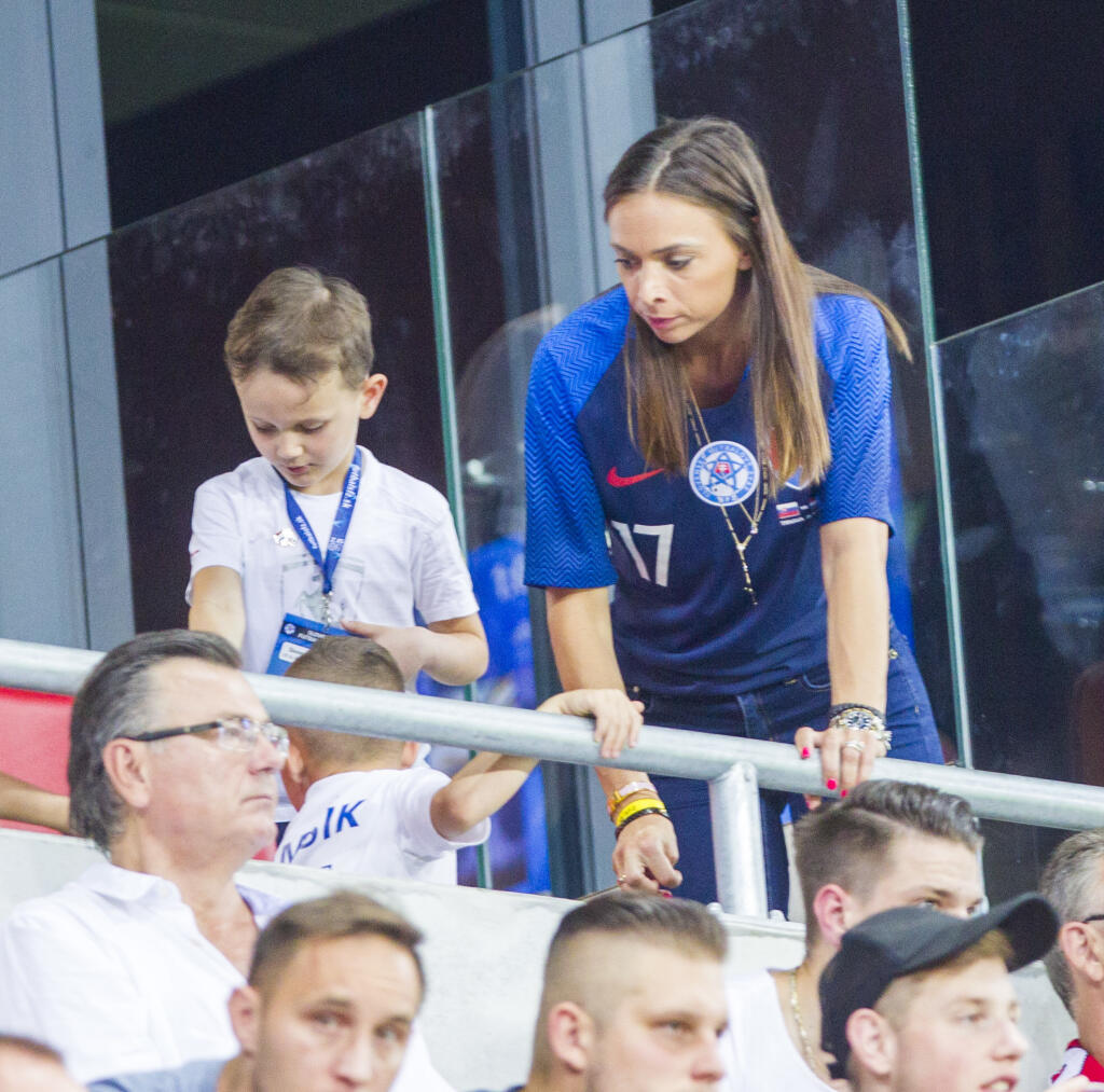 Marekova rodina nesmela chýbať na žiadnom zápase futbalistu. Či už išlo o reprezentáciu alebo hranie v zahraničných ligách. Svoju hlavu rodiny vždy nasledovali.