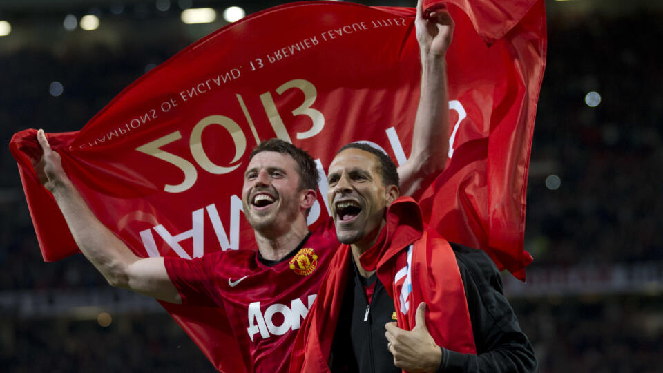 Bývalý anglický futbalový reprezentant Rio Ferdinand je za zrušenie tejto sezóny Premier League, pokiaľ nebude možné nájsť okamžité riešenie koronavírusovej krízy.