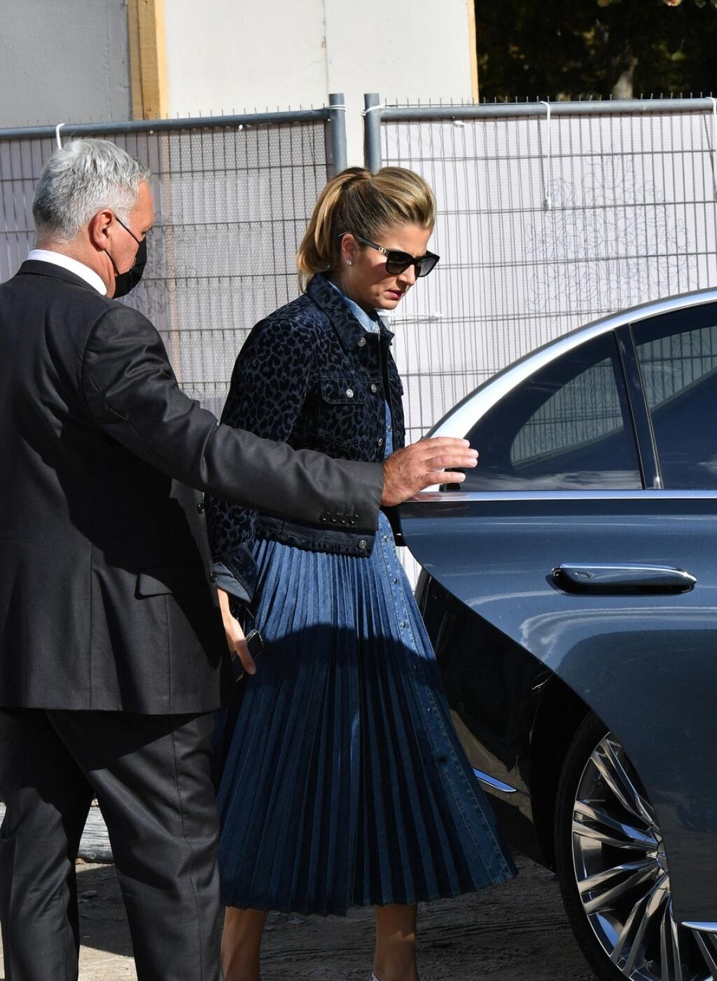 Federerovci nechýbali na Parížskom týždni módy. Rogera sprevádzala slovenská manželka Mirka.