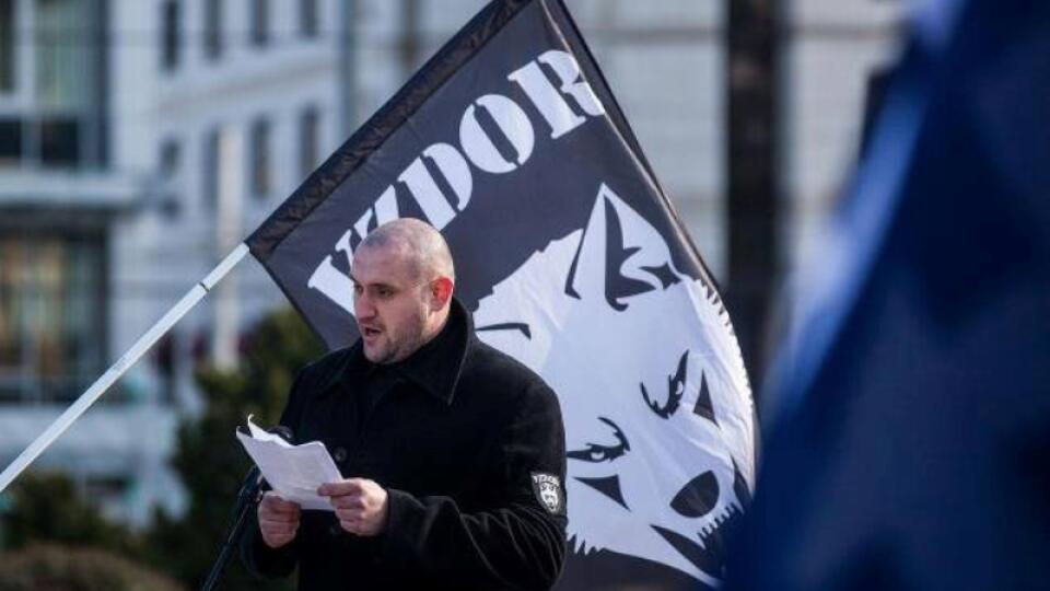 Inšpirovaný: Marián Magát o sebe hovorí, že je nacionalista a inšpiruje sa krajne pravicovou gréckou stranou Zlatý úsvit. Ako nacionalista kandiduje do Európskeho parlamentu.