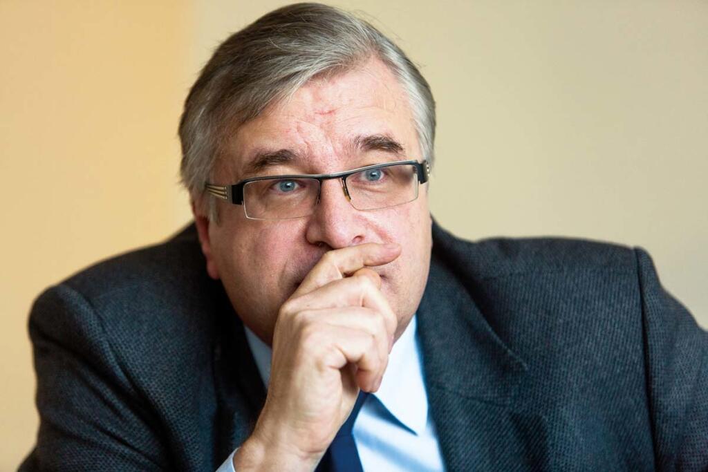 Most-Híd chce vyjednávať s Ficom a Dankom o dôchodkovom strope