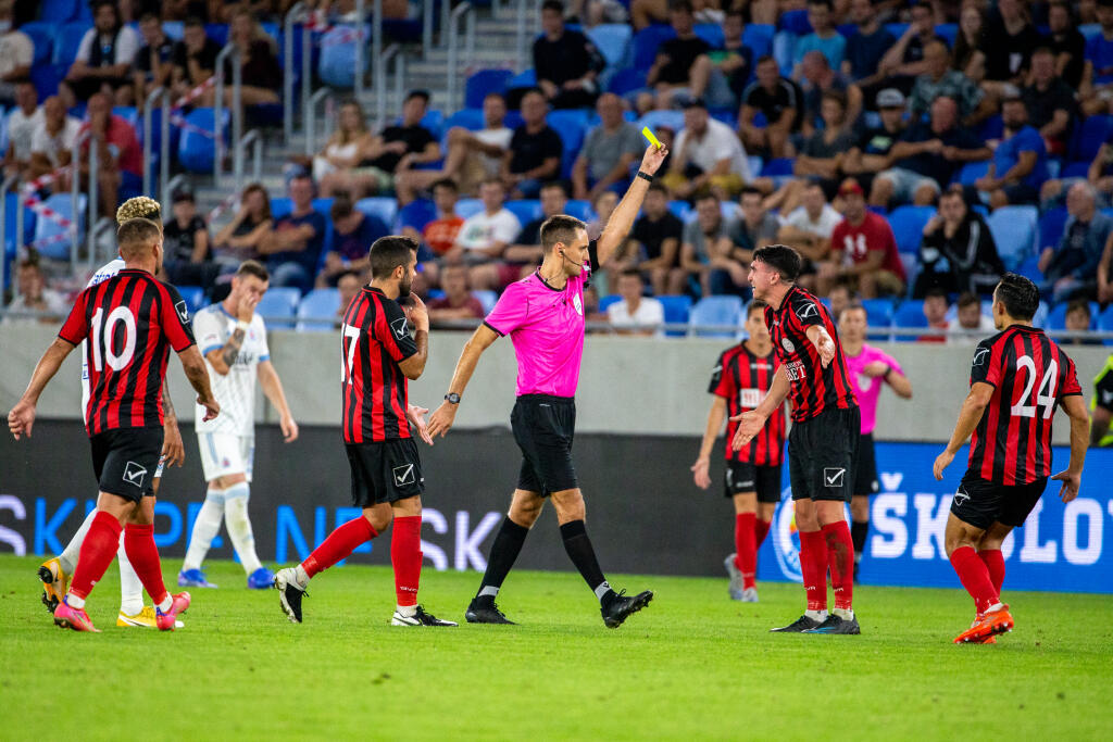 ŠK Slovan Bratislava a Lincoln Red Imps FC sa stretol v zápase tretieho kola kvalifikácie Európskej ligy na Tehelnom poli v Bratislave.