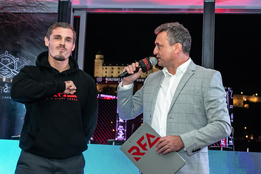 Promotéri odhalili prvé známe mená zápasníkov, medzi ktorými sú Tomáš Deák, Igor Daniš, Jakub Kadáš, Jozef Wittner, Tomáš Možný, Kamil Cibinski či Adrián Bartl.
