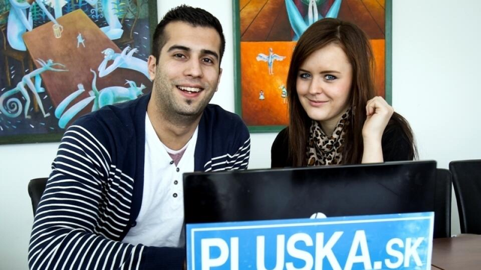 Michal Chrenko a Veronika Vrúblová boli na Pluske online.