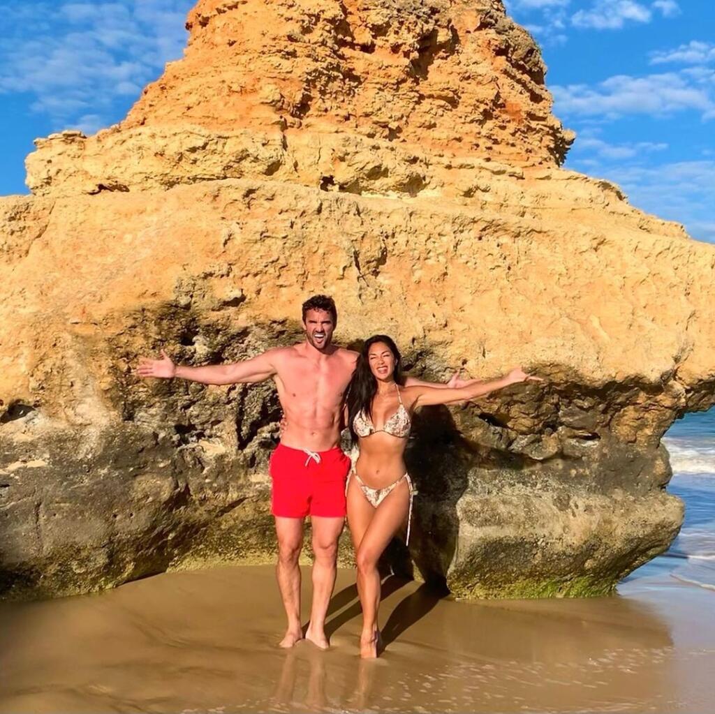 Nicole Scherzinger pred lockdownom v Británii, kde žije, najprv utiekla do USA a potom kade-tade do sveta. Počas najväčšej pandémie koronavírusu lietala azda viac než britské aerolinky a pendlovala medzi Karibikom, Portugalskom, USA, Mexikom a Gréckom.