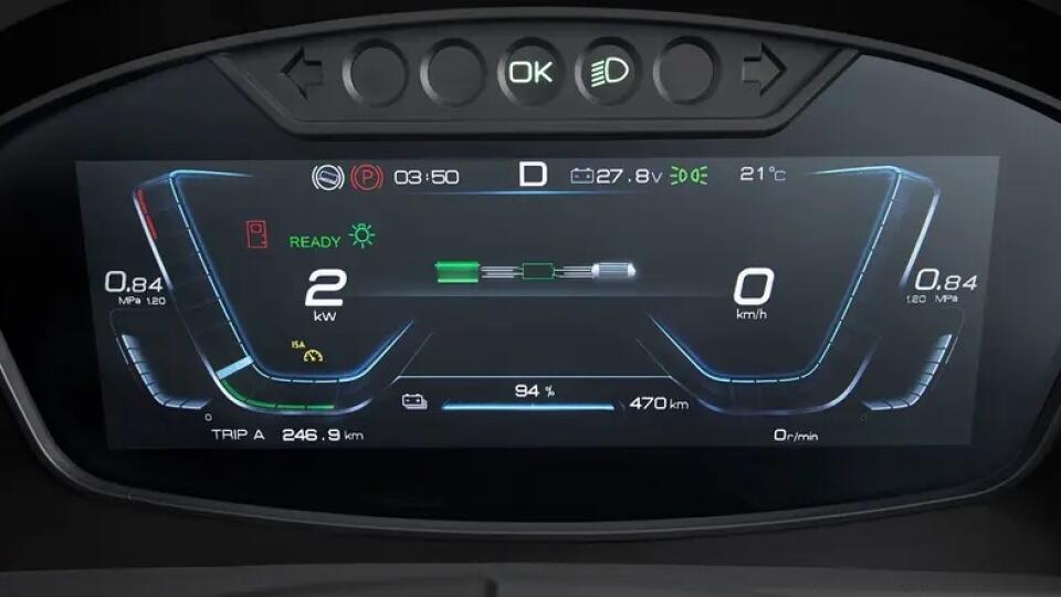 Elektrický doubledecker BYD BD11