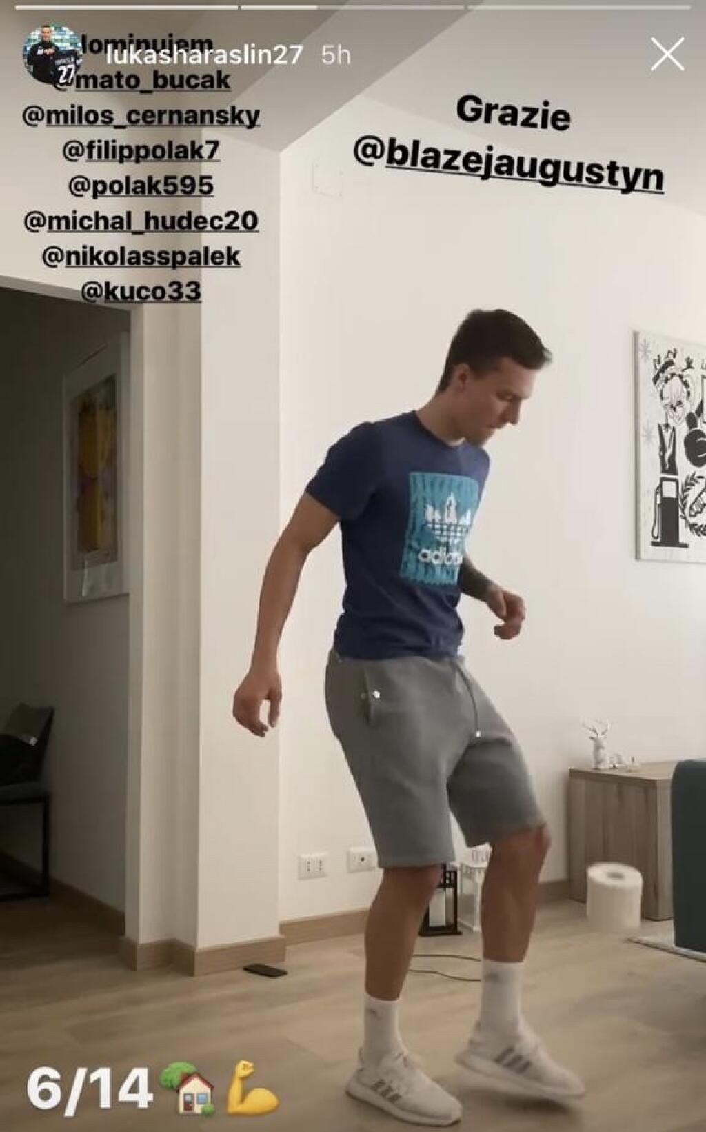 Lukášovi Haraslínovi išlo žonglovanie s toaleťákom na jednotku.
