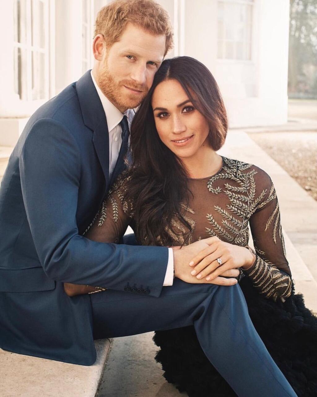 Manželia necelý rok po nasťahovaní sa opustili Britániu.