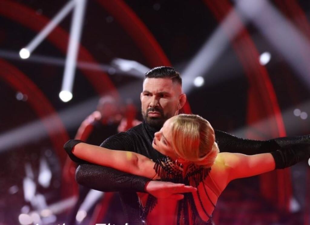 Wau, toto Attilovi vyšlo! S partnerkou predviedli skvelé tango.