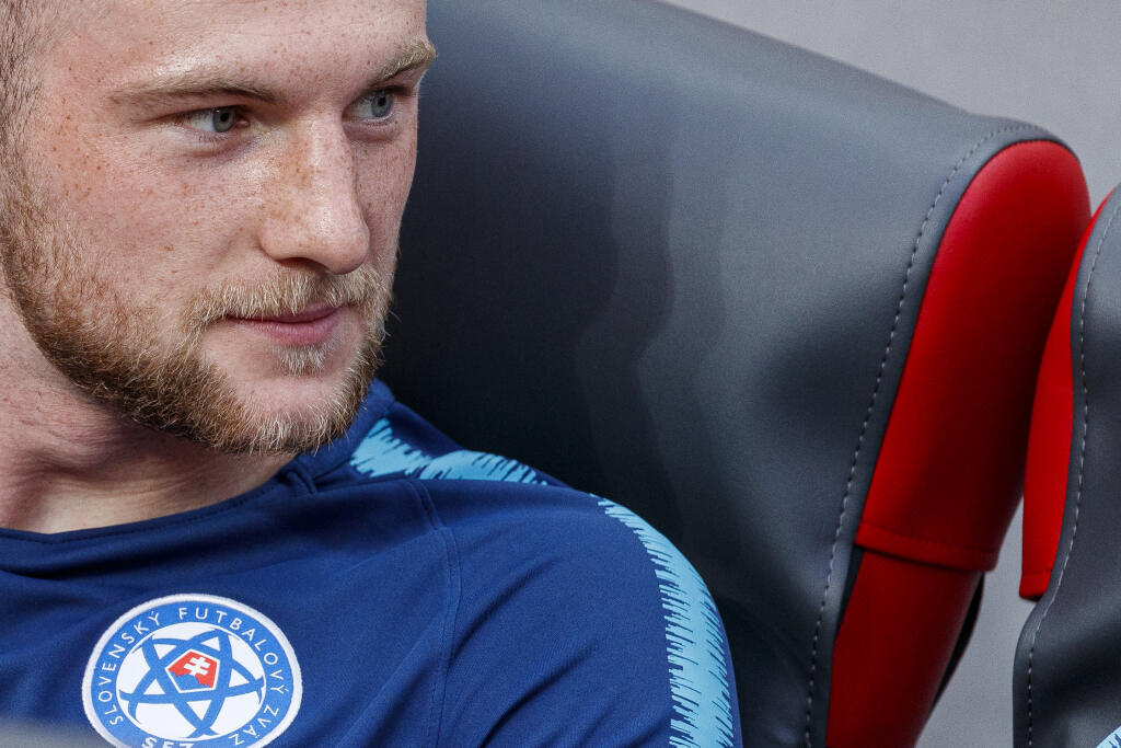 Škola s osemročnou a štvorročnou formou štúdia dáva príležitosť mladým športovým talentom spojiť štúdium so športom.