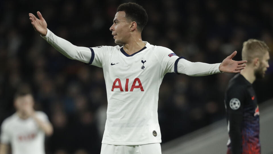 Dele Alli ukázal, že to vie aj pri krikete.