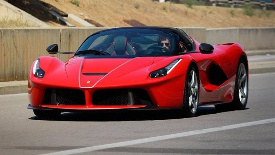 Ferrari LaFerrari Aperta