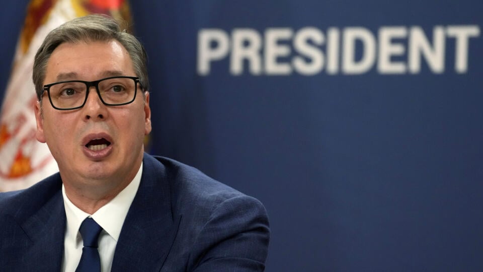 WA 25 archív Belehrad - Na archívnej snímke z 21. augusta 2022 srbský prezident Aleksandar Vučič počas tlačovej konferencie v Belehrade. Srbsko odstupuje od usporiadania celoeurópskeho podujatia komunity LGBT, ktoré sa malo konať v septembri tohto roka. Podľa agentúry AFP to v sobotu 27. augusta 2022 oznámil prezident tejto balkánskej krajiny Aleksandar Vučič. FOTO TASR/AP
Serbian President Aleksandar Vucic addresses the nation at a news conference in Belgrade, Serbia, Sunday, Aug. 21, 2022. V