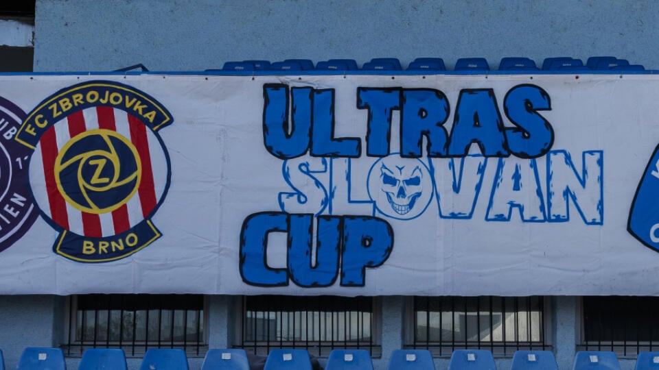 Ilustračná foto - Prvý ročník futbalového turnaja Ultras Slovan Cup, ktorého sa zúčastnili fanúšikovia ŠK Slovan Bratislava a ich spriatelených zahraničných klubov z Poľska, Čiech a Rakúska.