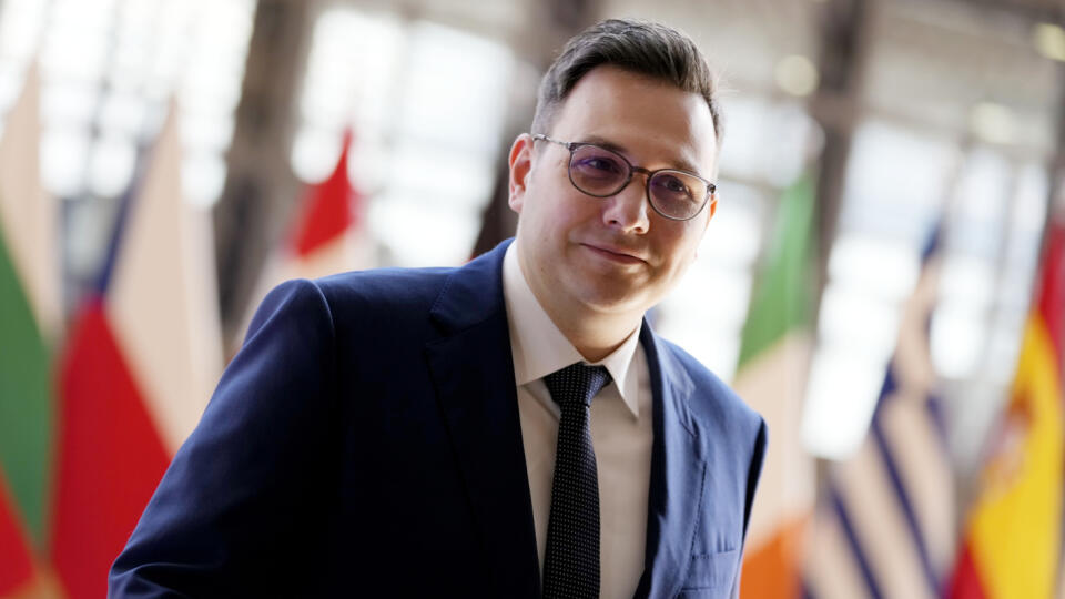 WA 36 Brusel - Český minister zahraničných vecí Jan Lipavský prichádza na stretnutie ministrov zahraničných vecí členských krajín EÚ v Bruseli v pondelok 18. júla 2022. FOTO TASR/AP
Czech Republic's Foreign Minister Jan Lipavsky speaks with the media as he arrives for a meeting of EU foreign ministers in Brussels on Monday, July 18, 2022. European Union foreign ministers are zooming in Monday on tightening the extensive package of sanctions on Russia and looking at ways to add a ban on gold e