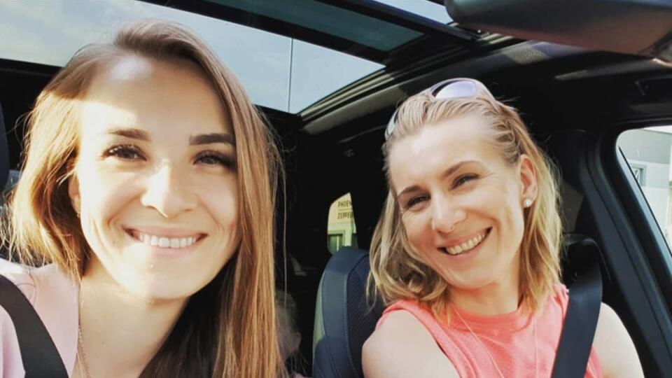 Anna navštívila sestru Anastasiu Kuzminovú v Banskej Bystrici, kde sa jej páčilo námestie.