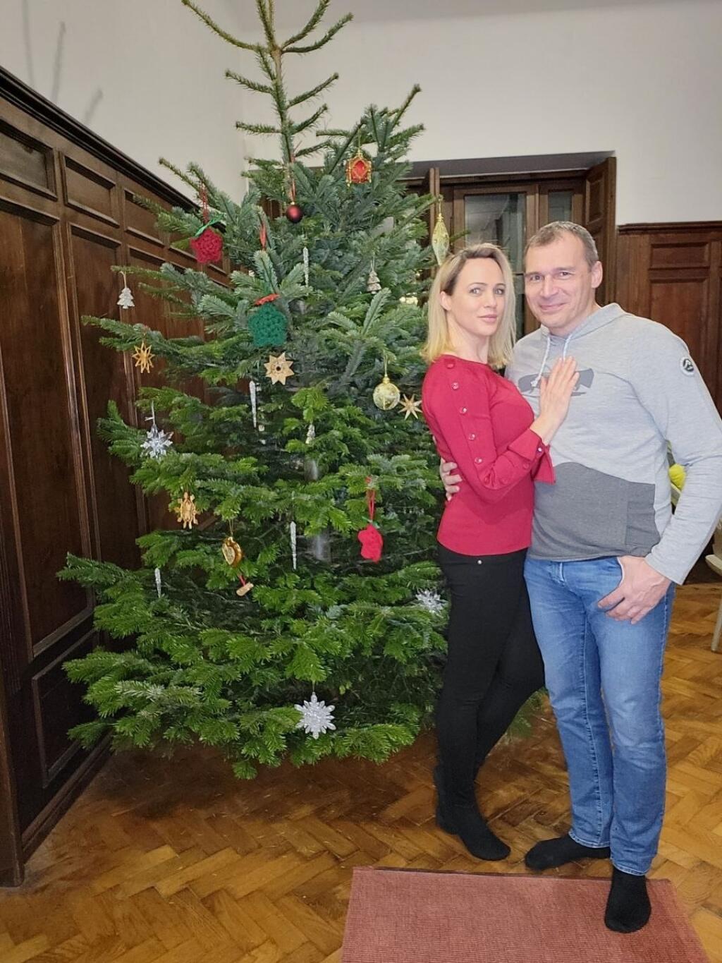 S priateľom si tohtoročné Vianoce vychutnali na zámku.