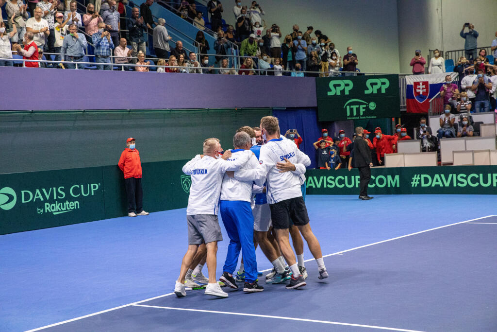 Slovenskí tenisti vyhrali nad Čile 3:1 a postúpili do kvalifikácie o finálový turnaj.