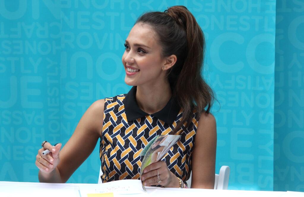 Bethesda,,Md,-,May,17,,2013:,Award-winning,Actress,Jessica,Alba