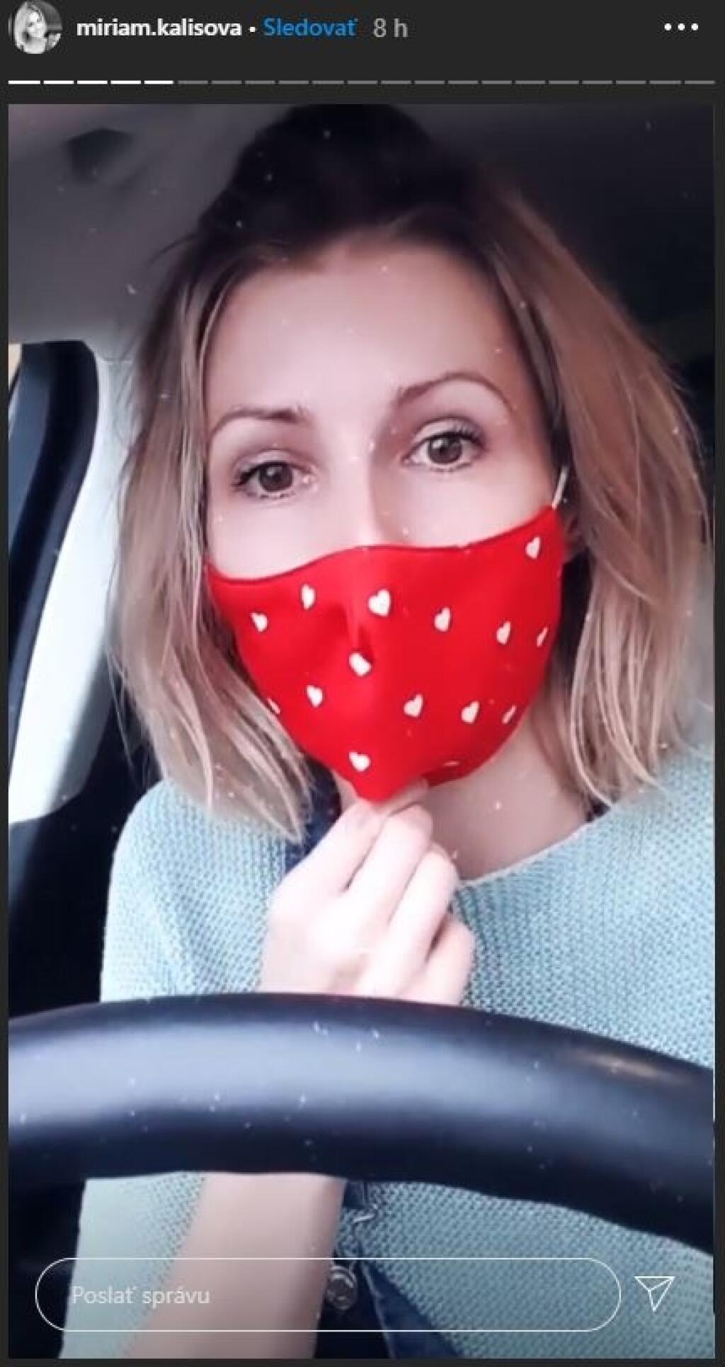 Hejtovať niekoho za rúško? Moderátorka je v šoku.
