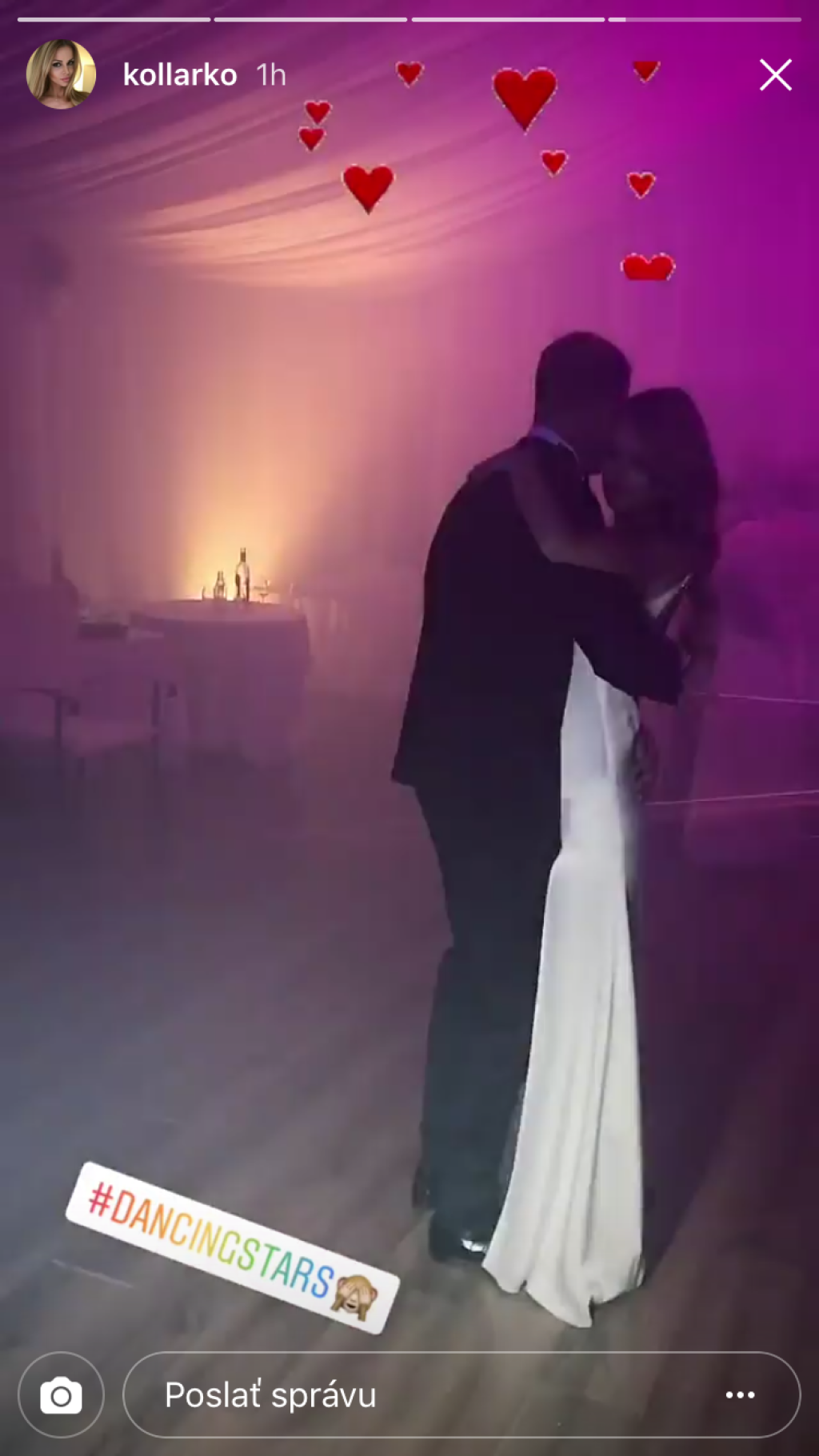 Mladomanželský tanec, ale už aj s prezlečenou nevestou.