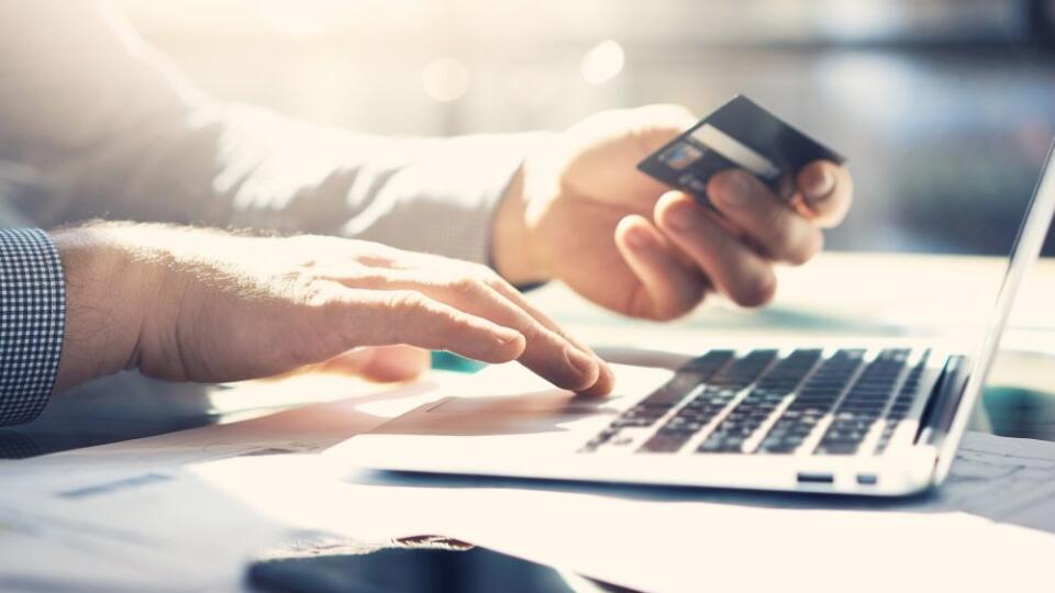 Heslo do elektronického bankovníctvaumožní Čechom vytvoriť bankovú identitu