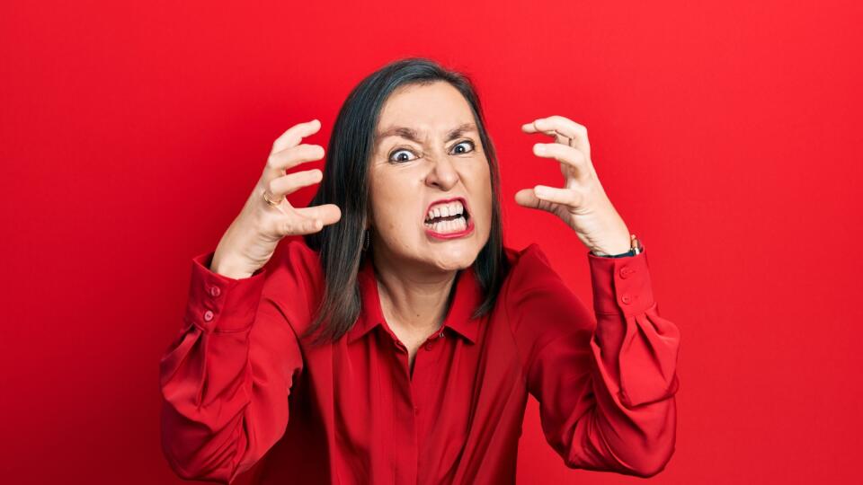 Middle,Age,Hispanic,Woman,Wearing,Casual,Clothes,Shouting,Frustrated,With