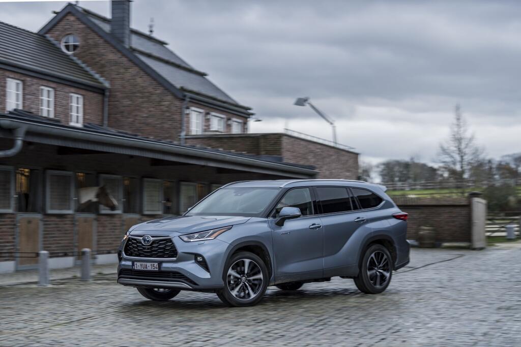 Toyota Highlander 2021.