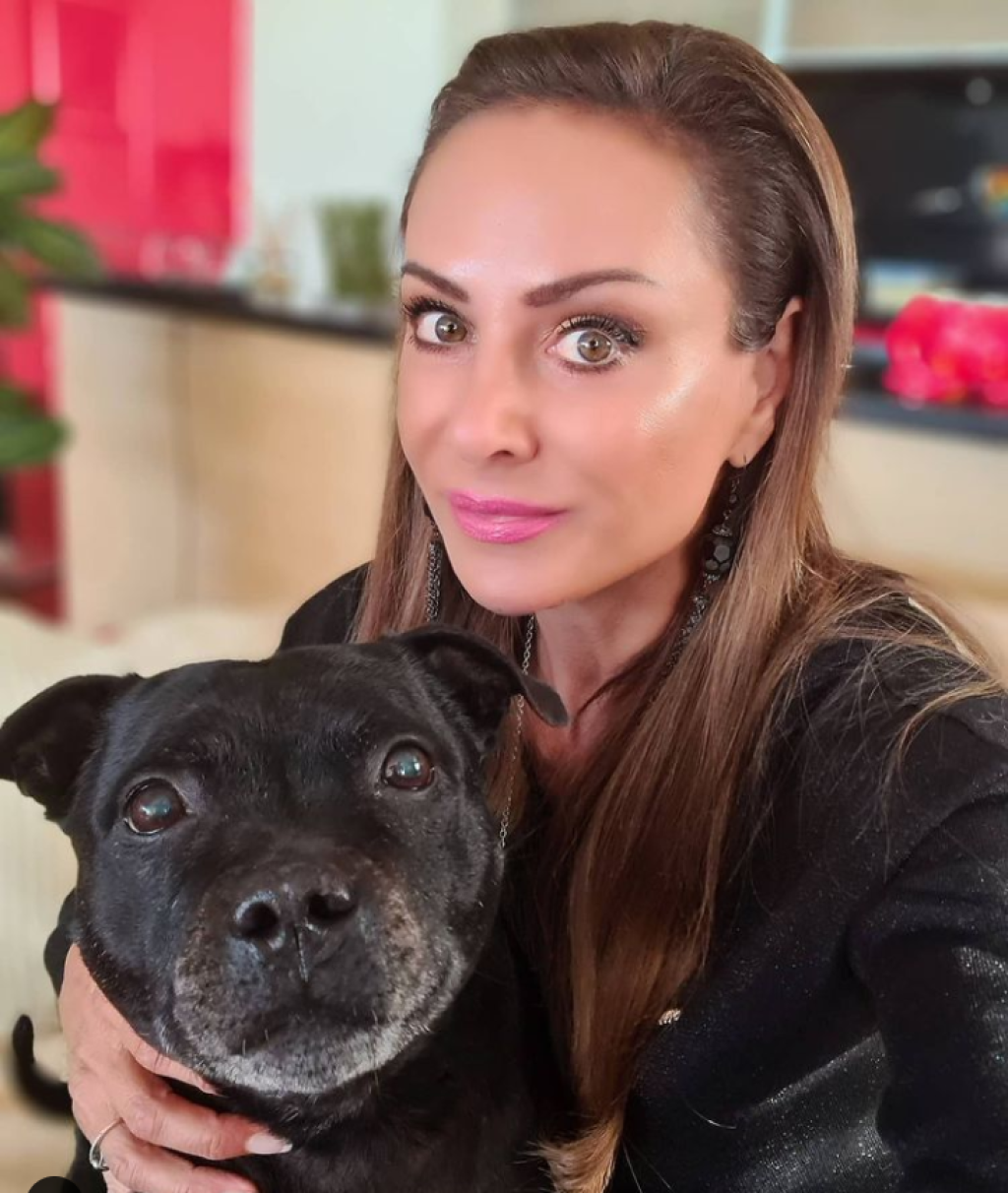 Aprílku mala fitneska Zora 13 rokov. Zomrela na onkologické ochorenie.