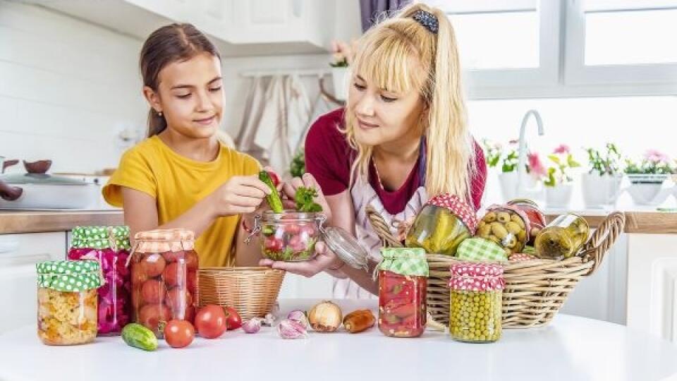 Makali ste v lete na záhrade? Vychutnajte si KONEČNE plody svojej práce! Ako spracovať ÚRODU?