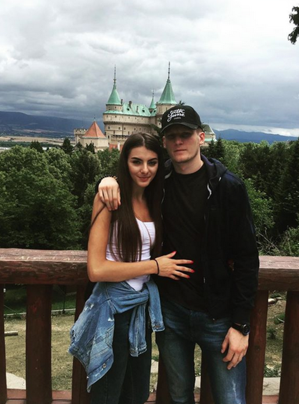 Pavol Skalický a Michaela Candráková spečatili svoj šesťročný vzťah svadbou.