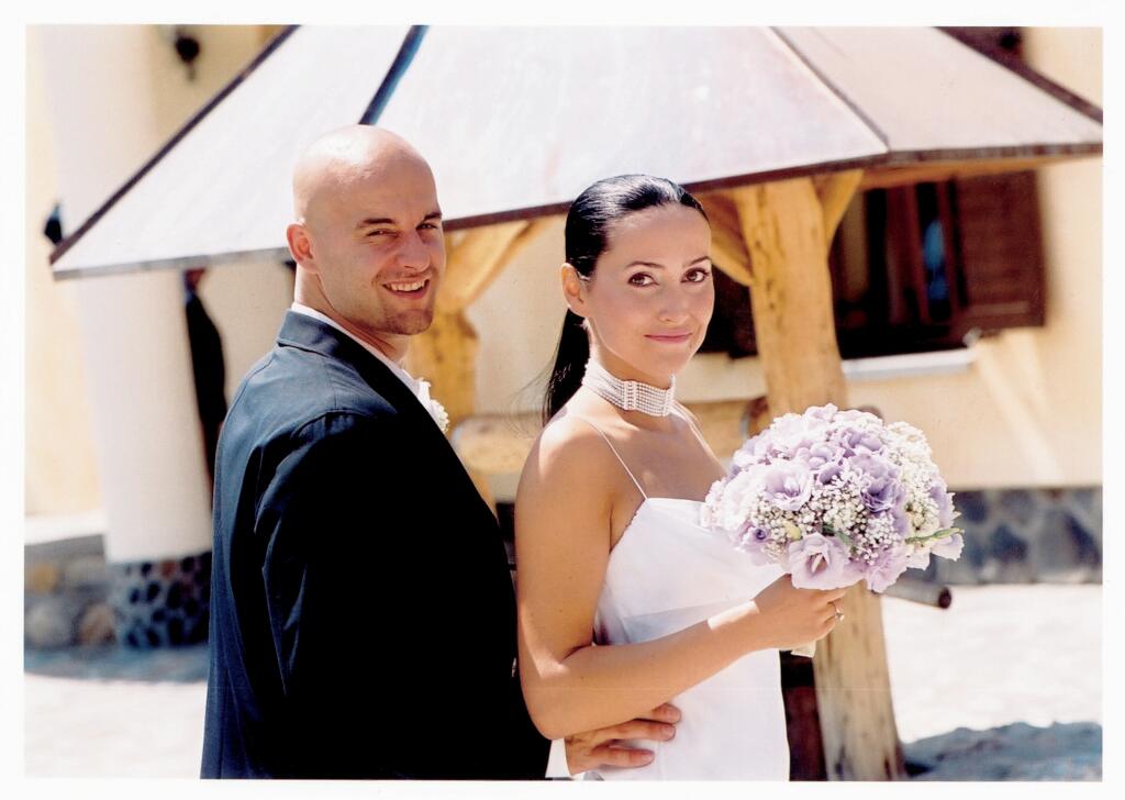 Mária Demitrová, manželka hokejistu Pavla Demitru, športovec, svadobná fotografia, svadba, sobáš, nevesta, kvety