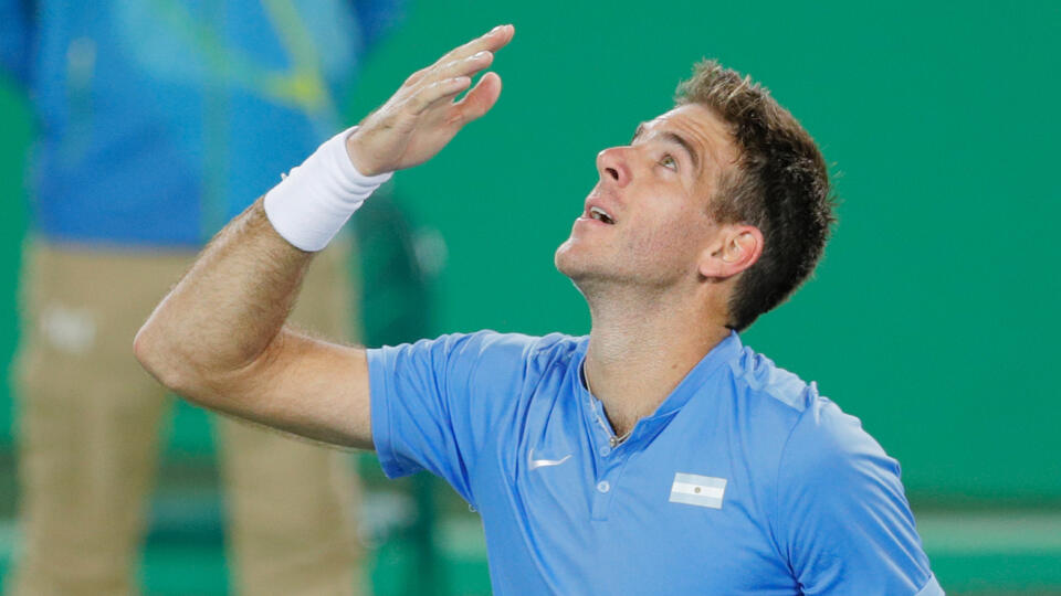 Juan Martin del Potro, of Argentina, celebrates after defeating Novak Djokovic, of Serbia, in the men's tennis competition at the 2016 Summer Olympics in Rio de Janeiro, Brazil, Sunday, Aug. 7, 2016. (AP Photo/Vadim Ghirda)