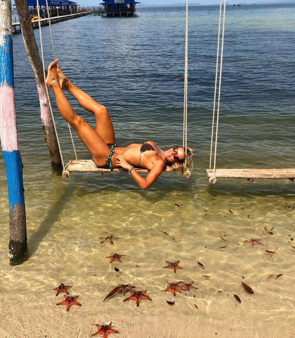 Erika Barkolová sa chcela pochváliť hviezdicami. Fanúšikom však udrelo do očí čosi celkom iné.