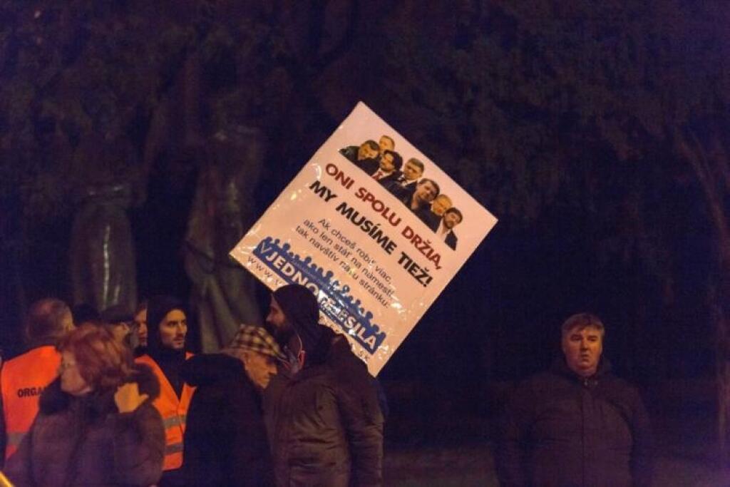 Spomienka na 17. november: Opozícia vyšla do ulíc s heslom „Toto sme nechceli!“