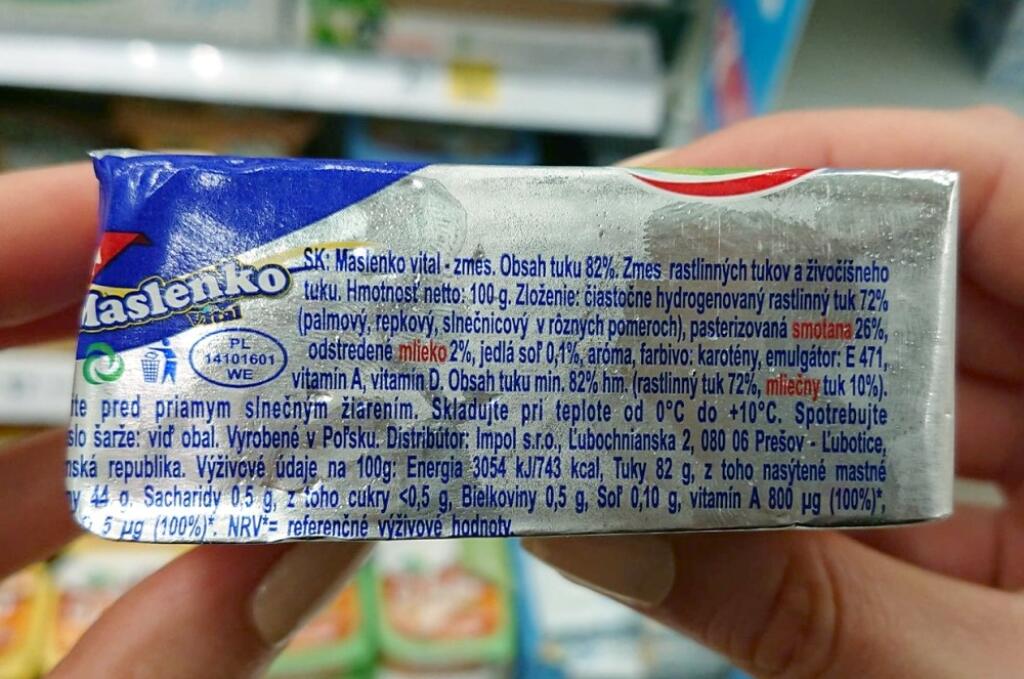 Pod maslom sa môže skrývať aj produkt s polovičným množstvom tuku