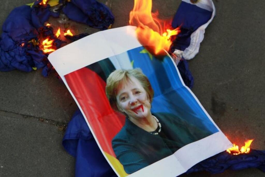 Únia odklepla záchranu Cypru, ten by chcel viac