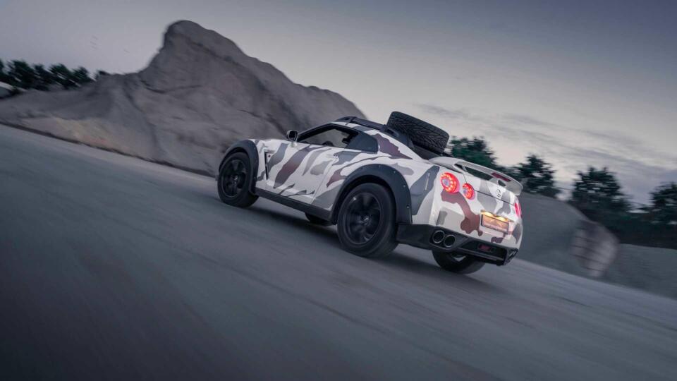 Nissan GT-R "Godzilla 2.0".