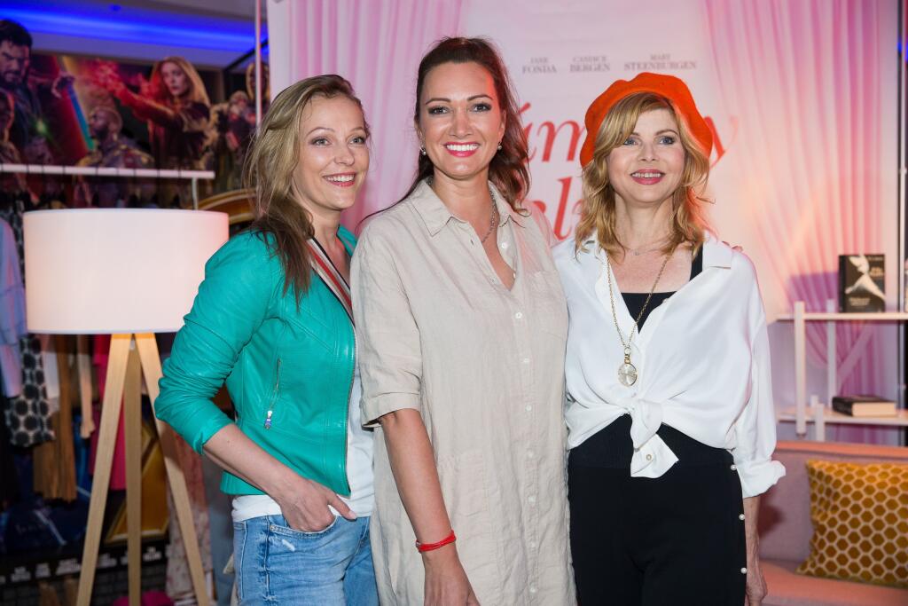 Andrea Chabroňová, Karin Majtánová, Iveta Malachovská a Soňa Müllerová.
