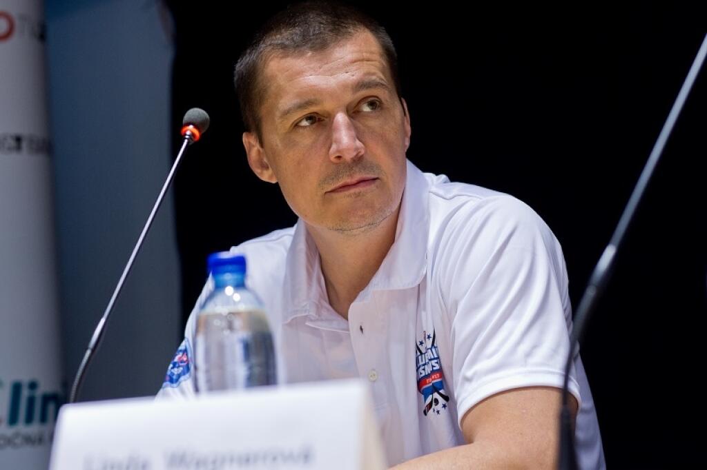 Realizačný tím hokejistov HC Slovan Bratislava rozšíril Richard Kapuš, ktorý bude pôsobiť ako jeden z asistentov hlavného trénera Jána Pardavého.