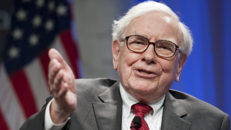 Warren Buffett, chairman and CEO, Berkshire Hathaway, Inc., speaks during the Economic Club of Washington's 25th anniversary celebration dinner in Washington, Tuesday, June 5, 2012. (AP Photo/Cliff Owen)