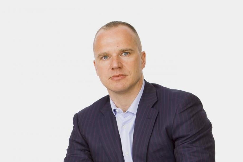 Slováci v Paradise Papers: Imreczeho kamarát, Kmotrík aj Ján Man