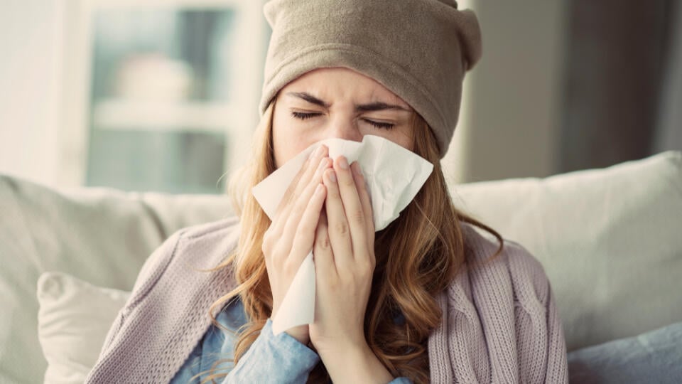 Young,Woman,Suffering,From,Cold