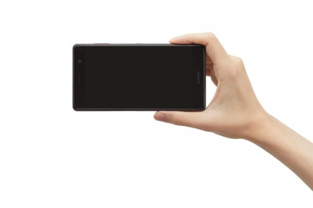 Xperia XZ2 Premium: Sony konečne nabehlo na duálnu kameru