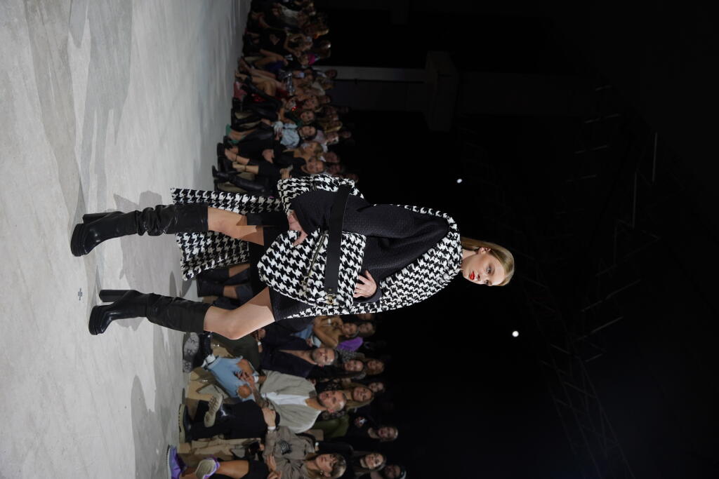 Módna prehliadka Michaely Ľuptákovej na Fashion Live 2022.